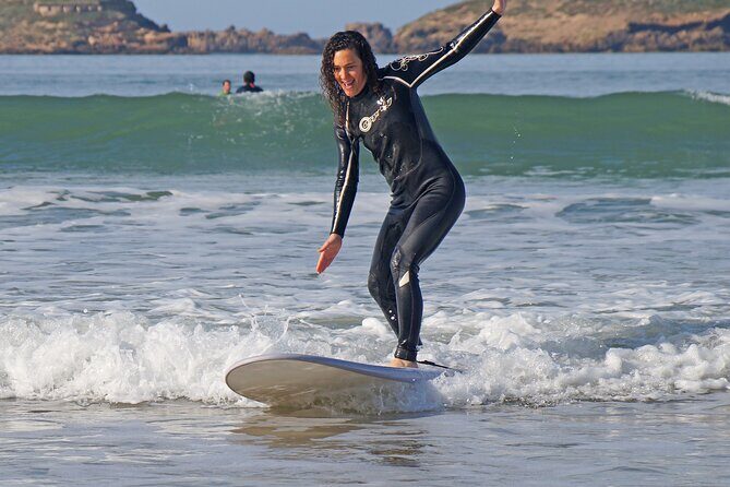 Surfing lessons in Essaouira - An In-Depth Look at the Surf Lesson Experience