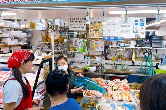 Sushi Making Experience Class in Naha Makishi Public Market - What to Expect from the Tour