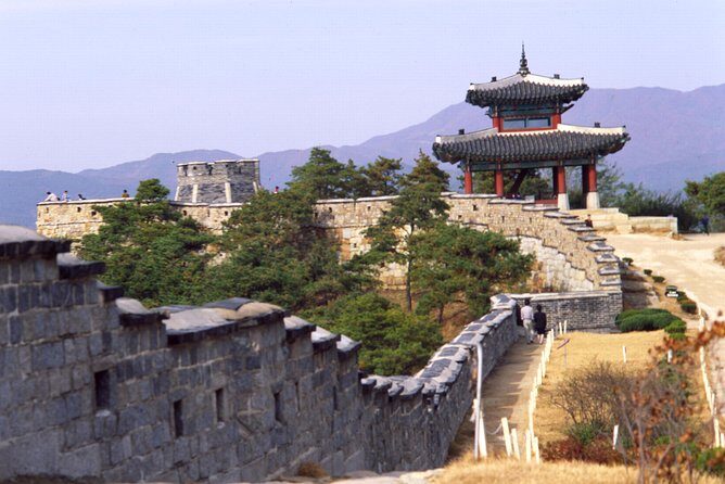 Suwon Hwaseong Fortress and Korean Folk Village Day Tour from Seoul - FAQs