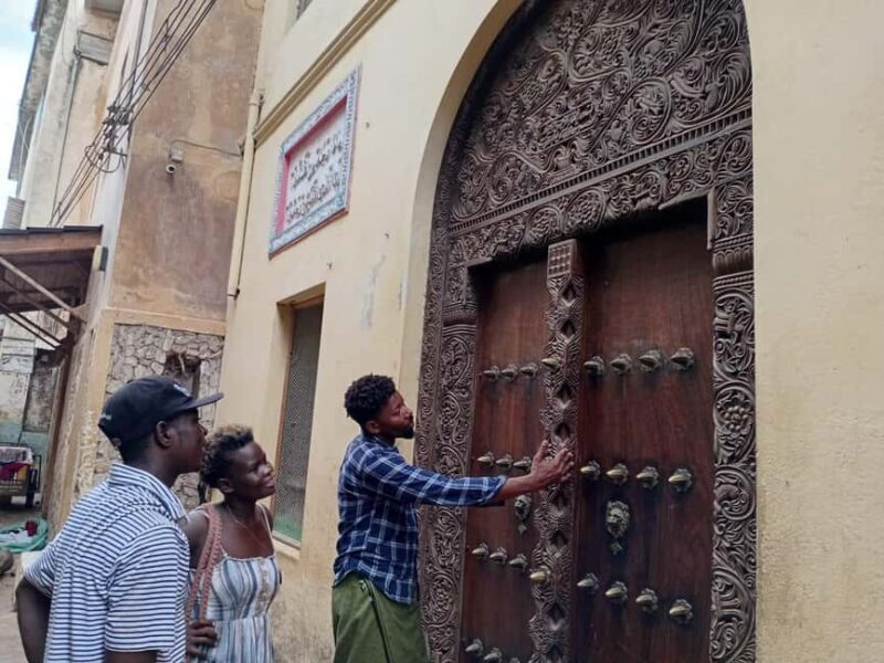 Swahili Carved Doors Tour by Woman Woodcarver: Lamu Island - What to Expect from the Tour