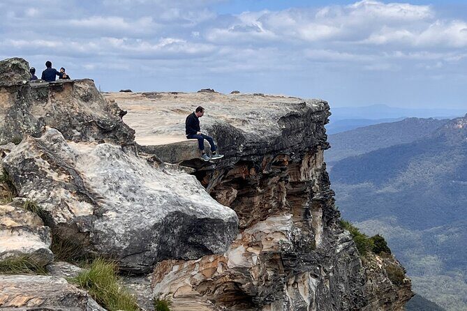 Sydney Blue Mountains Day Tour with Wildlife Park and Waterfalls - FAQ