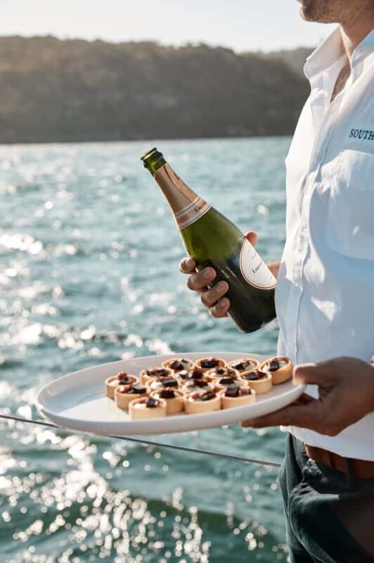 Sydney: Exclusive Sydney Harbour Cruise on a Classic Yacht - The Experience in Detail