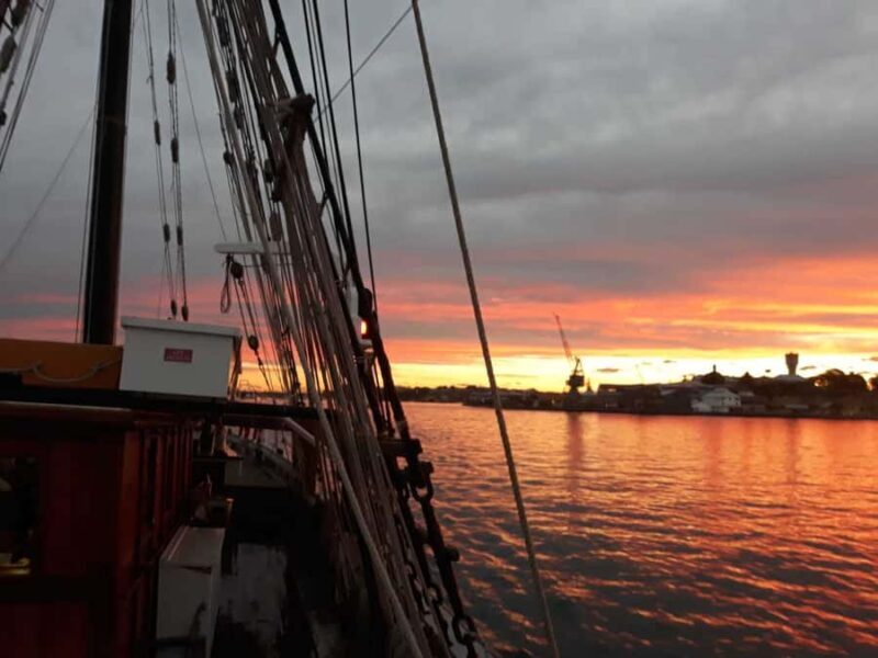 Sydney Harbor Tall Ship Wine & Canapés Evening Cruise - Final Thoughts
