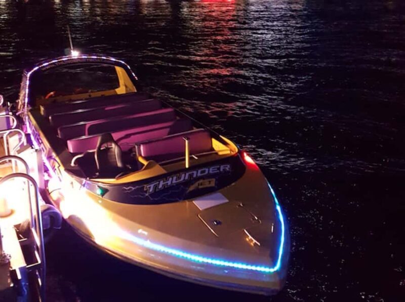 Sydney Harbour: 30 Minute Slow Jet Boat Vivid Cruise - An In-Depth Look at the Cruise Experience