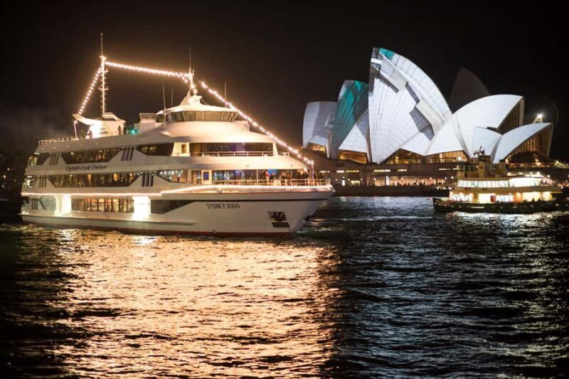 Sydney: Harbour Dinner Cruise with 3, 4 or 6-Course Menu - FAQ