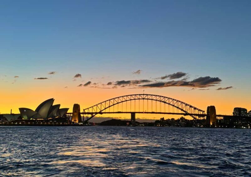Sydney: Harbour Dinner Cruise with Buffet - FAQ