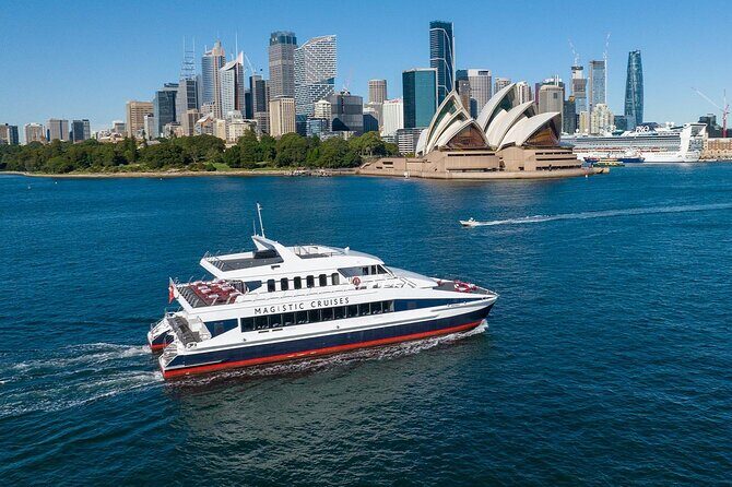 Sydney Harbour Sightseeing Cruise with Live Commentary - Key Points