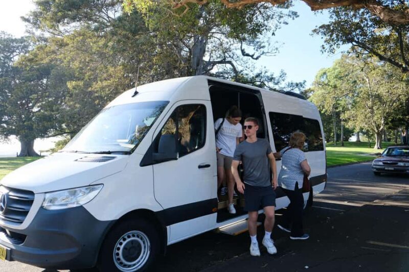 Sydney Harbour to Bondi: Small Group HalfDay Experience - FAQ