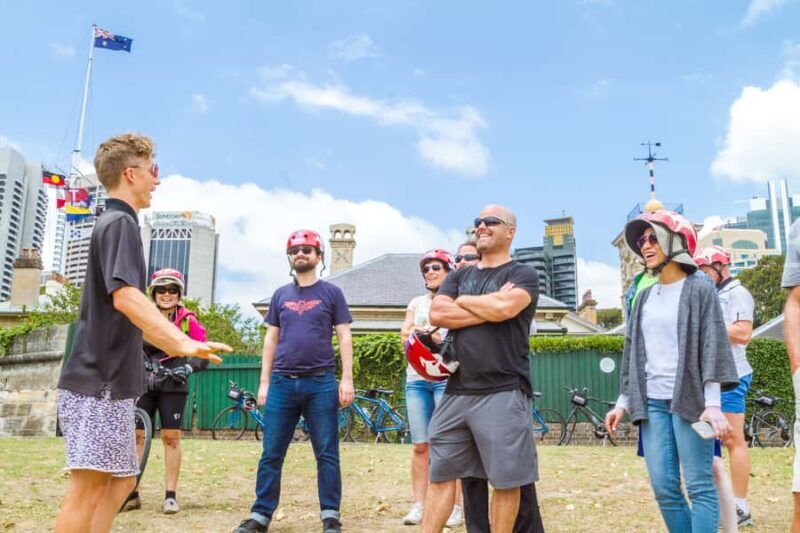Sydney: Iconic Sights 4-Hour Bike Tour - Group Size and Atmosphere