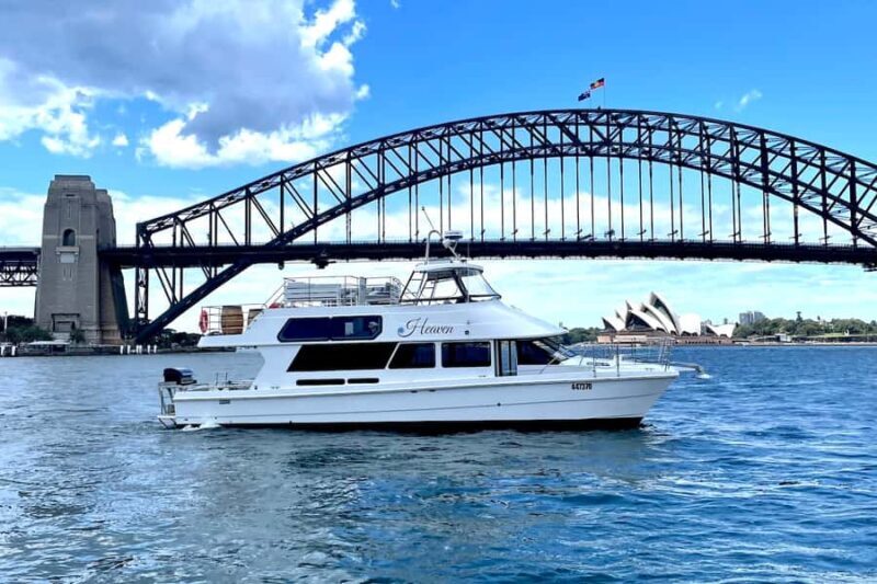 Sydney: Intimate Vivid Harbour Cruise with Canapes - Why Choose This Cruise?