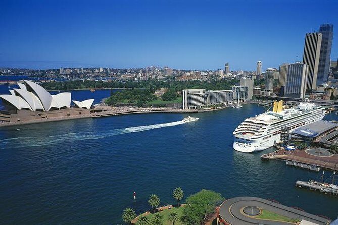 Sydney Port Arrival Transfer: Cruise Port to City Hotel - In-Depth: The Experience of the Sydney Port Transfer