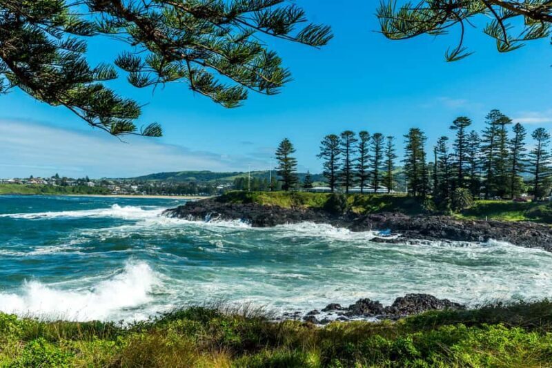 Sydney: Sea Cliff Bridge, Kiama Blowhole and Farmlands Tour - Scenic Lookouts and the Royal National Park