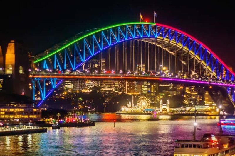 Sydney: Vivid Harbour Cruise with Canapes - Key Points