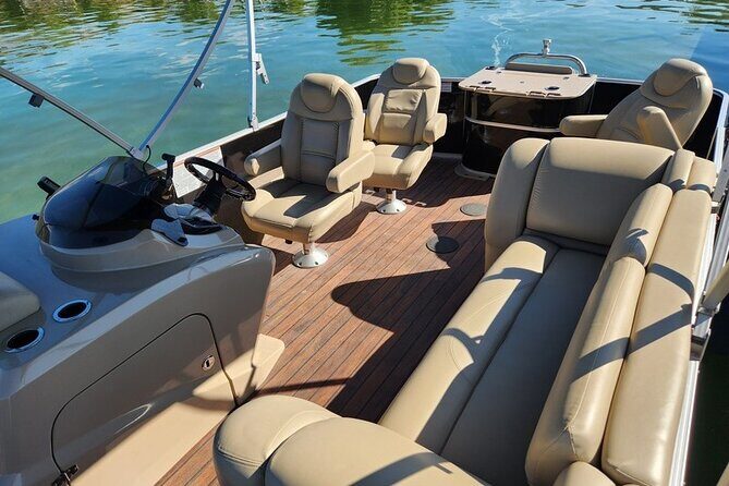 Sylvan Mirage 8522 PartyFish Pontoon Boat Rental - An In-Depth Look at the Sylvan Mirage Pontoon Experience
