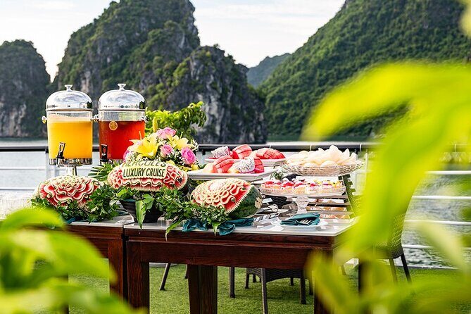 Symphony Luxury Cruise One Day Trip, Buffet Lunch (pool on top) - Who Is This Tour Best Suited For?