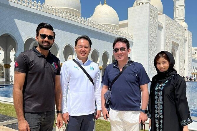 SZ Mosque with Ferrari World & Warner Brother Private Tour - Who Should Consider This Tour?