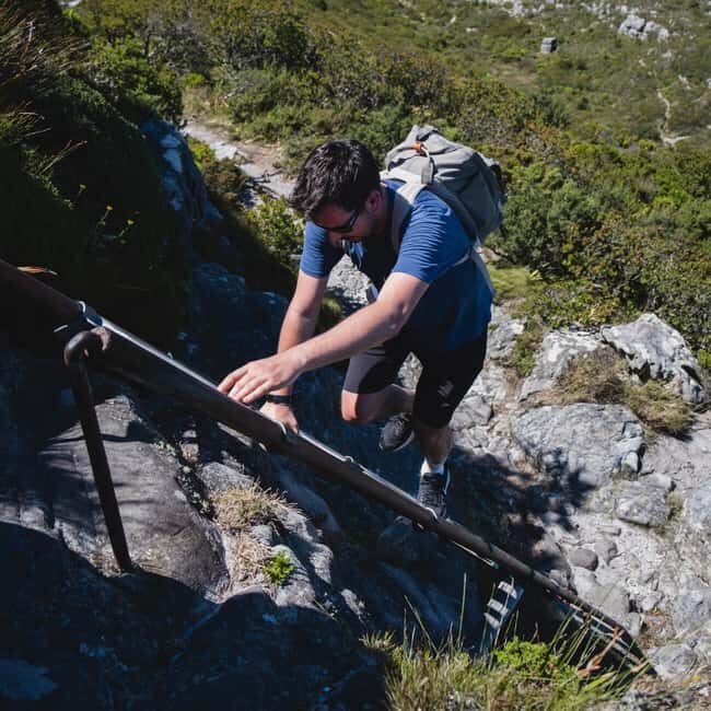 Table Mountain: Kasteelspoort to upper Cable Station. - An In-Depth Look at the Kasteelspoort to Upper Cable Station Experience
