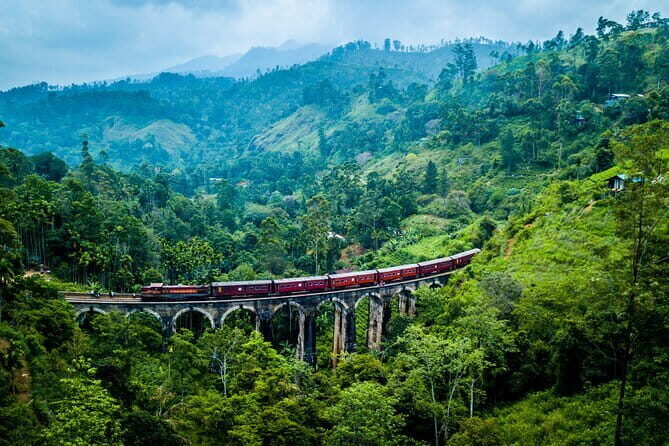 Tailor-made Multi-day Private Tour Packages in Sri Lanka - The Historic Galle and Madu River Experience