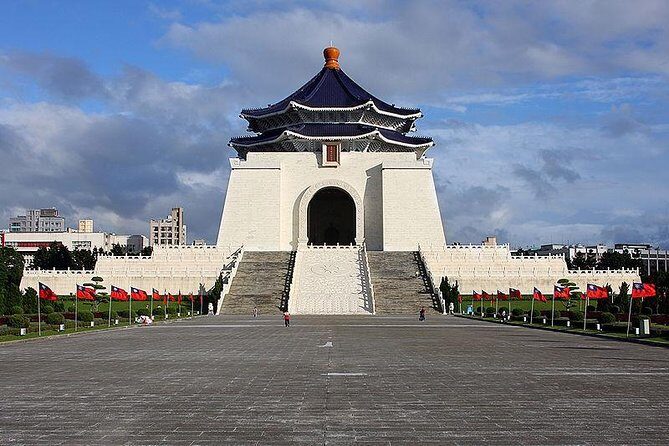 Taipei: Book A Local Host For 6 Hours - Taipei: Book A Local Host For 6 Hours — A Personalized Journey