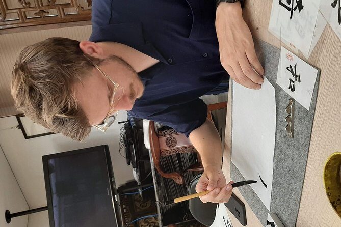 Taipei Calligraphy Workshop (DIY incl.) - What the Experience Offers