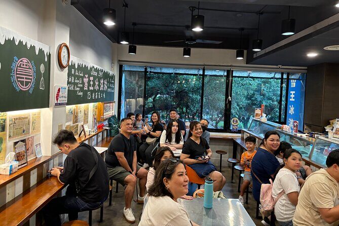 Taipei Foodie and History Walking Tour - Key Points
