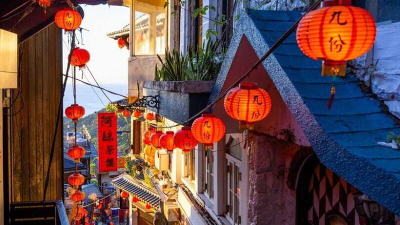 Taipei: Jiufen and Shihfen Half Day Tour - Who Will Appreciate This Tour?