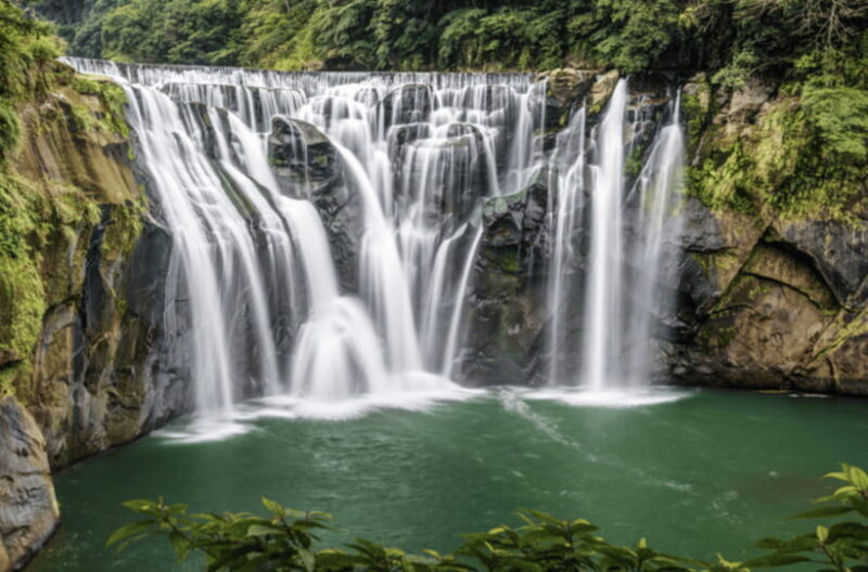 Taipei: Jiufen, Shifen Waterfall and Pingxi Sky Lantern Tour - The Value of a Private Tour