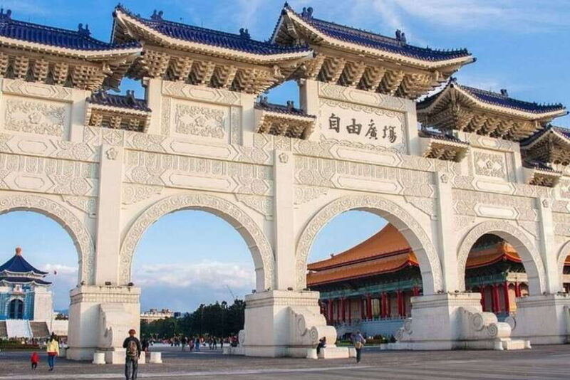 Taipei: Private custom tour with a local guide - Who Should Consider This Tour?
