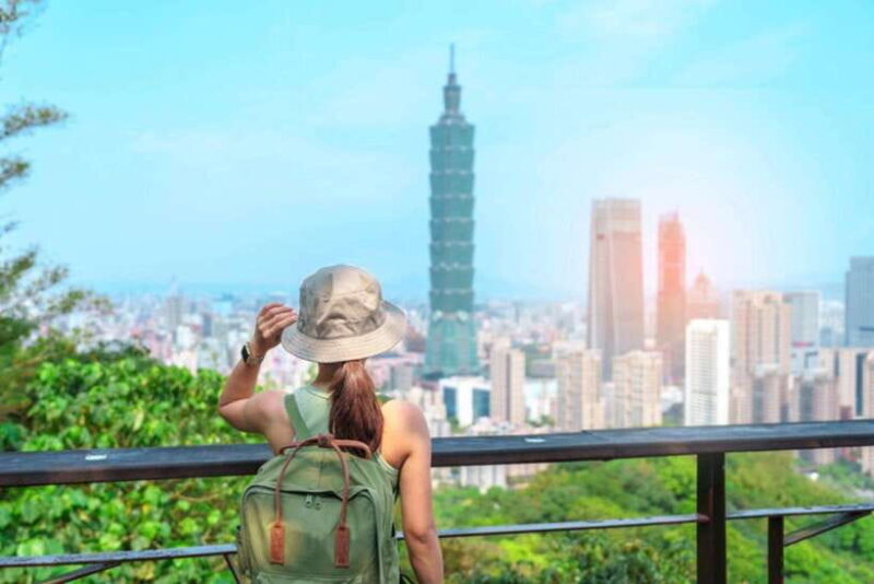 Taipei: Private Day Tour by Car - An Overview of the Experience