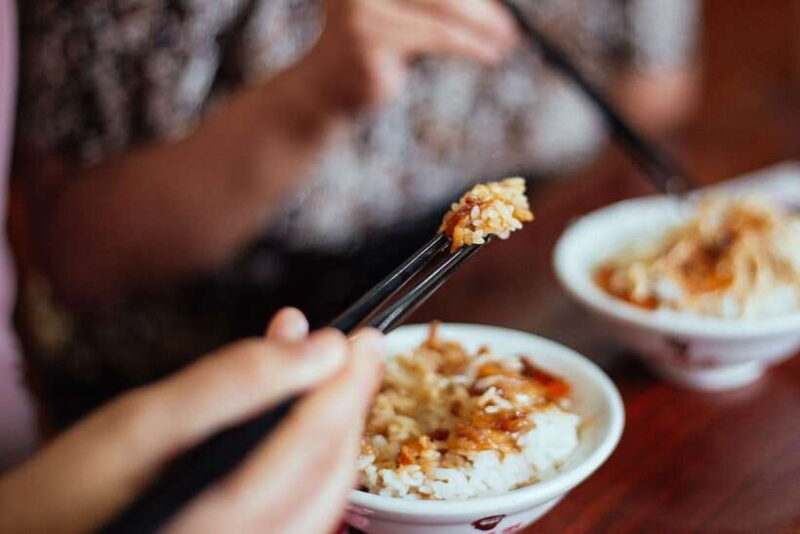 Taipei: Private Food Tour 10 Tastings with Locals - Accessibility and Practicalities