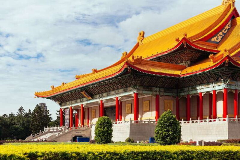 Taipei: Private Tour with Locals  Highlights & Hidden Gems - An Introduction to the Taipei Private Tour