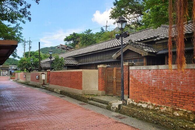 Taipei's Old Gold Rush Town: Jiufen Guided Night Tour - An In-Depth Look at the Jiufen Night Tour