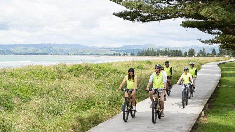 Tairwhiti Gisborne: Guided City Bike Tour - Visiting Historic Sites and Landmarks