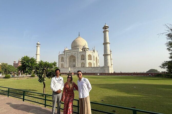 Taj Mahal, Agra fort and Baby Taj Day Tour From Delhi by Car - Stop 3: Agra Fort — The Mughal Seat of Power