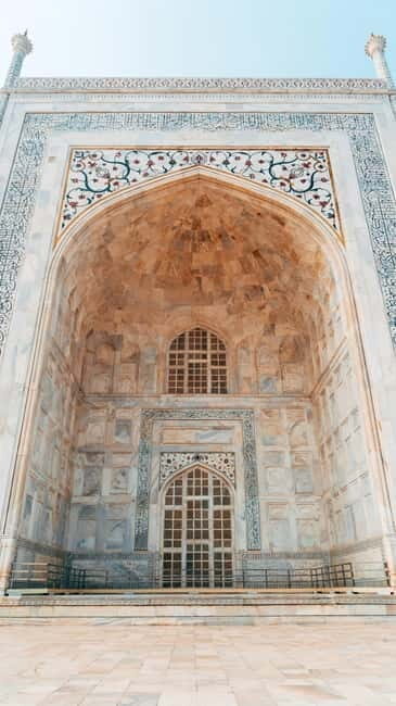 Taj Mahal, Agra Fort & Baby Taj: Day Trip from Delhi by Car - FAQs