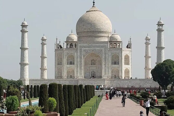 Taj Mahal, Agra Fort & Baby Taj same Day Tour from Delhi by Car - Lunch and Local Flavors