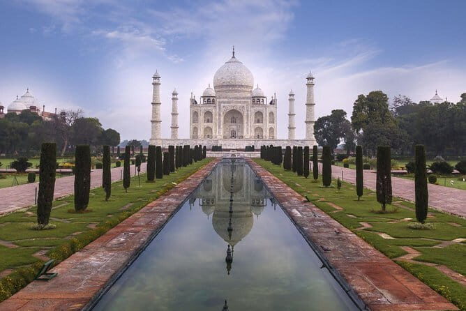 Taj Mahal, Agra Fort, Baby Taj Tour from Delhi by Superfast Train - FAQ