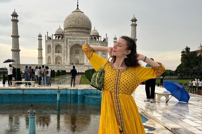 Taj Mahal, Agra Fort & Baby Taj Tour from Delhi with Meal - Visiting the Baby Taj