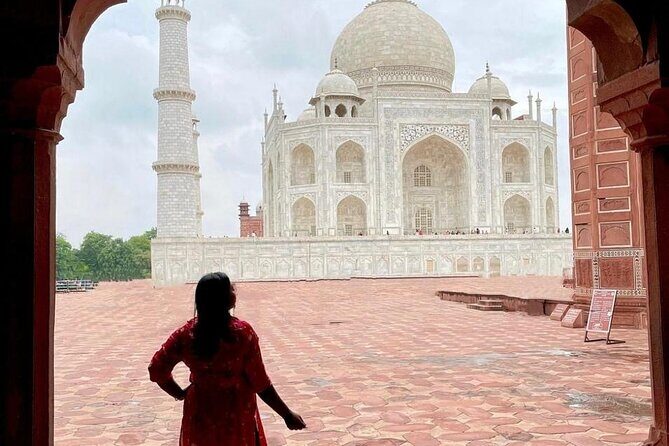 Taj Mahal, Agra Fort & Baby Taj Tour from Delhi with Meal - What’s Not Included