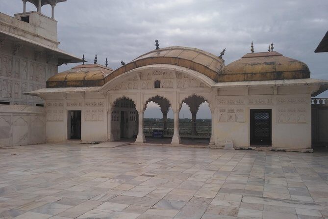 Taj Mahal, Agra Fort, & Fatehpur Sikri Day trip From Delhi by car - Who Is This Tour Best For?
