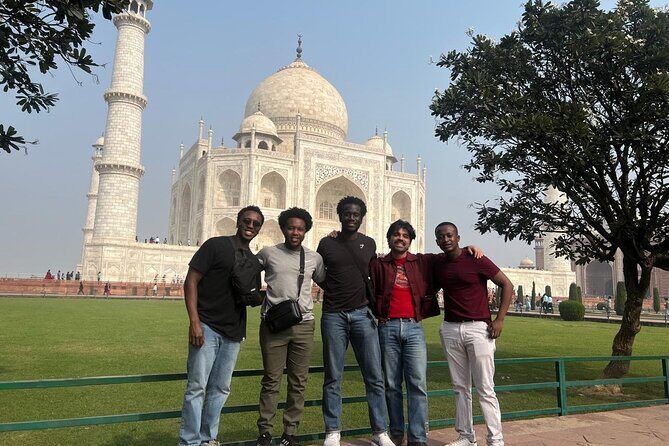 Taj Mahal and Agra Private Tour from Delhi by Car with 5* Lunch - Detailed Review of the Tour Experience
