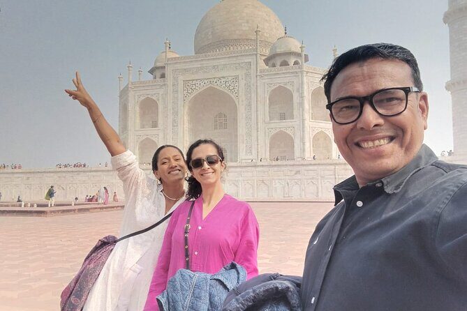 Taj Mahal and Agra Tour by Superfast Gatimaan Train From Delhi - What Makes This Tour Stand Out?