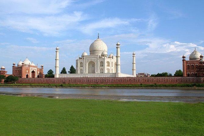 Taj Mahal at Sunrise Day Tour from Delhi by SUV Car - The Itinerary in Detail: What You Can Expect