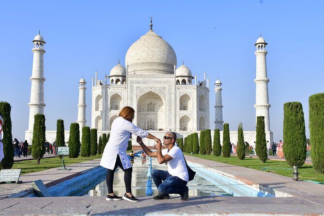 Taj Mahal Day Tour by Private AC Car from Delhi with Meal at 5* - FAQs