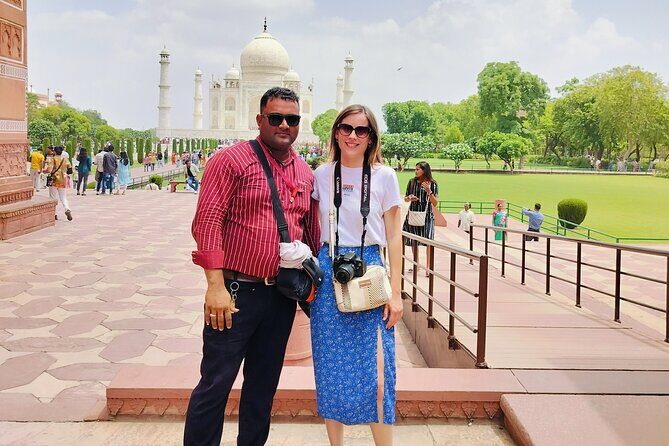 Taj Mahal from Delhi by Gatimaan Express - Trip with 5-Star Lunch - Key Points