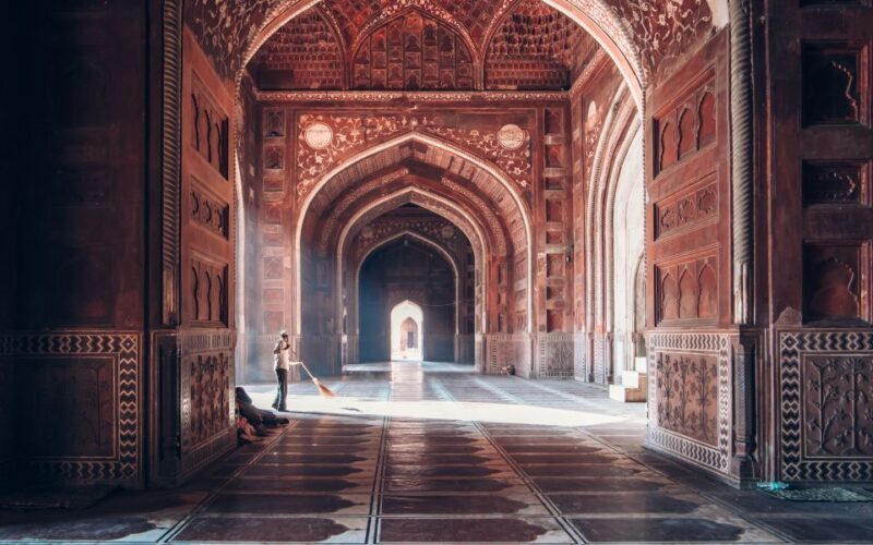 Taj Mahal: Shared Group Tour with Transfer from New Delhi - FAQ