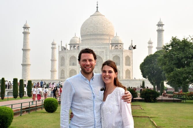 Taj Mahal Sunrise & Agra Day Tour from Delhi with 5* Meal - Visiting the Taj Mahal: Dawn of Marvel