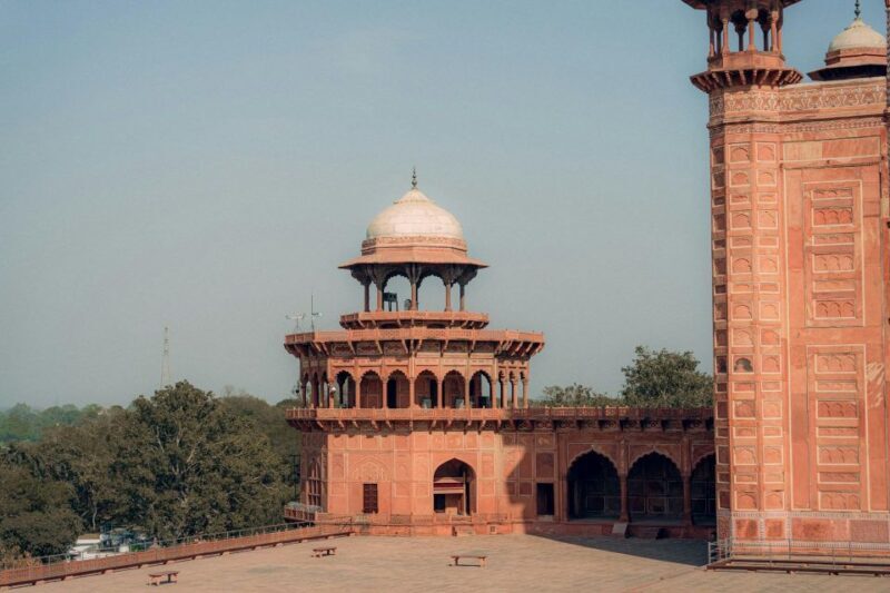 Taj Mahal Sunrise and Agra Fort Private Day Trip from Delhi - What to Expect at Each Site