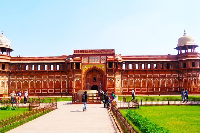 Taj Mahal Sunrise and Agra Overnight Tour from Hyderabad - Detailed Breakdown of the Itinerary