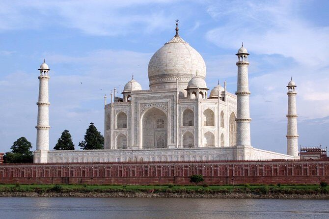 Taj Mahal Sunrise Tour - An Honest Breakdown of the Taj Mahal Sunrise Tour